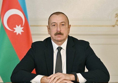 İlham Əliyev Serbiya Prezidentini təbrik edib