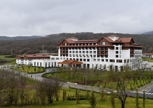 İlham Əliyev və Mehriban Əliyeva “Şabran” İstirahət Kompleksinin açılışında iştirak ediblər