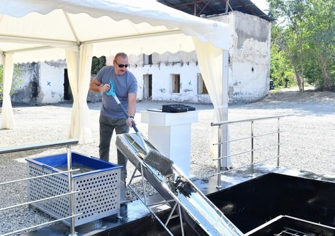 İlham Əliyev Zəngilan şəhərində 3-cü yaşayış kompleksinin təməlini qoyub İlham Əliyev Zəngilan şəhərində 3-cü yaşayış kompleksinin təməlini qoyub