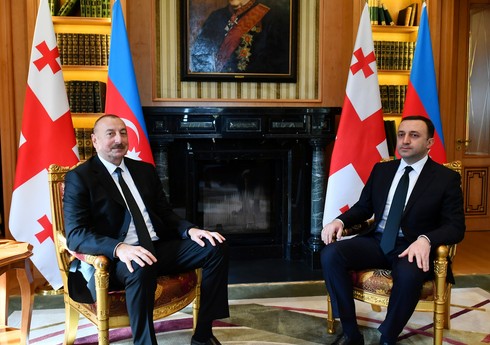 İlham Əliyevin Gürcüstanın Baş naziri ilə təkbətək görüşü başlayıb
