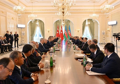 İlham Əliyevin Rəcəb Tayyib Ərdoğanla geniş tərkibdə görüşü keçirilib - YENİLƏNİB