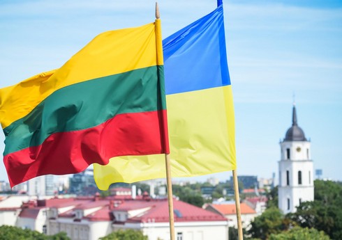 Litva Ukraynaya 40 zenit silahı və iki helikopter verəcək