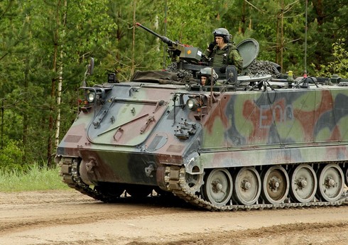 Litva Ukraynaya “M-577” zirehli döyüş maşınları verib
