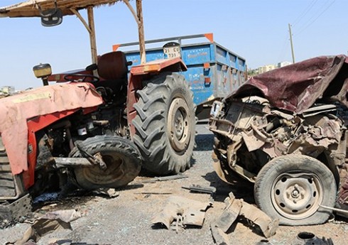 Lənkəranda traktor avtomobillə toqquşub, 3 nəfər xəsarət alıb