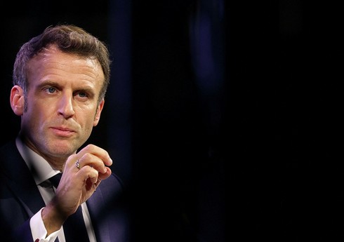 Makronun birtərəfli mövqeyi Fransa üçün fundamental bərabərlik prinsiplərini sarsıdır