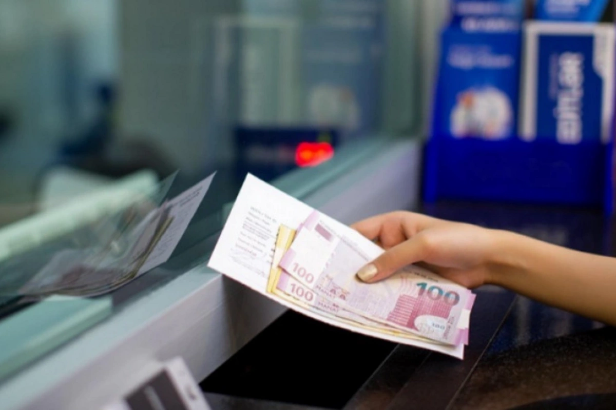 Maliyyə Nazirliyinin vəsaitlərinin banklara təsiri: İqtisadçıdan mühüm açıqlama