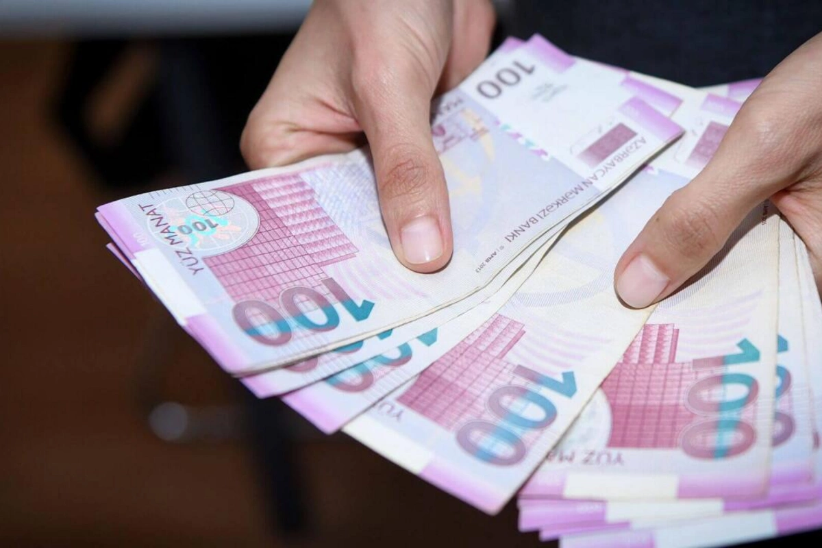 Manatın sabit məzənnəsi vətəndaşlara və ölkə iqtisadiyyatına nə verir?