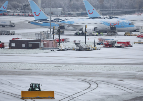 Mançester Hava Limanının fəaliyyəti yenidən bərpa edilib