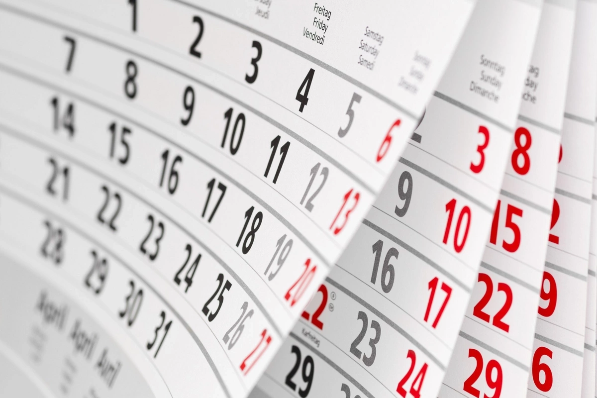 Martda 13 qeyri-iş günü olacaq