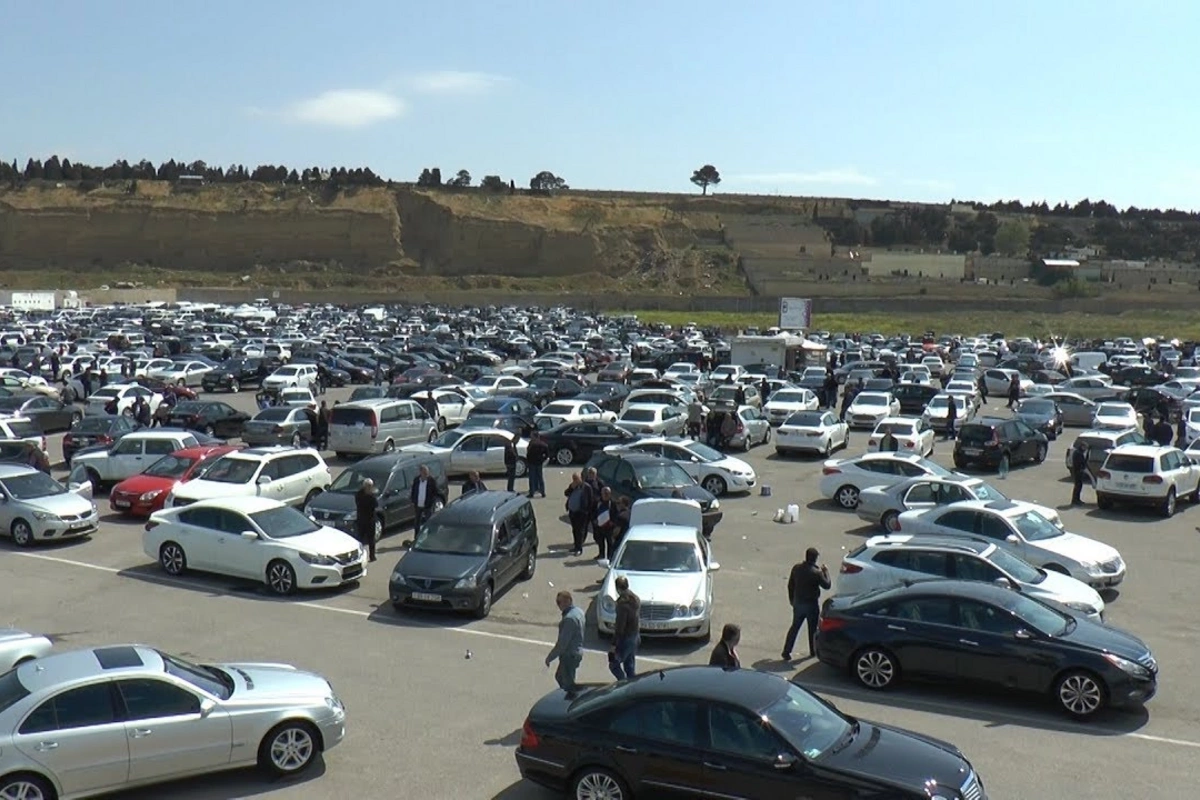 Maşın bazarında SON VƏZİYYƏT: Qiymətlərə təsir edən amillər hansılardır?