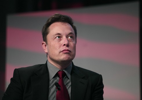 Mask “Twitter”də “Apple”ın reklamını bərpa etdiyini açıqlayıb