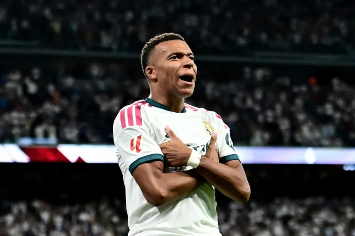 Mbappe Dembele ilə münasibətlərindən danışdı: 