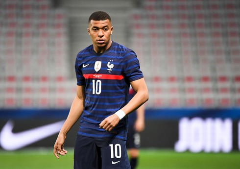 Mbappe ən yaxşı 100 hücumçu arasında ilk pillədə yer alıb Mbappe ən yaxşı 100 hücumçu arasında ilk pillədə yer alıb