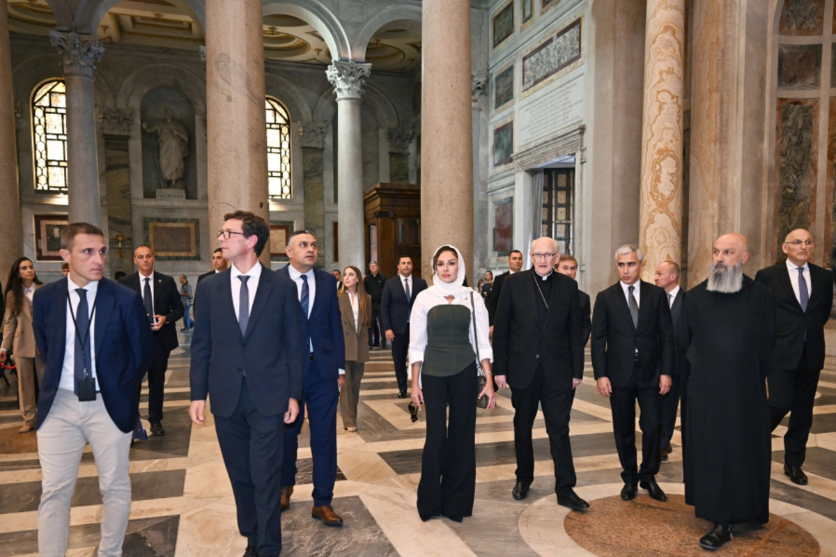 Mehriban Əliyeva Vatikanda Müqəddəs Pavel Bazilikasında həyata keçirilən bərpa işləri ilə tanış olub