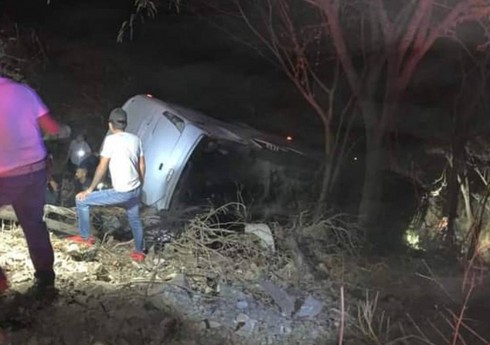 Meksikada avtobus qəzası nəticəsində azı 18 nəfər ölüb