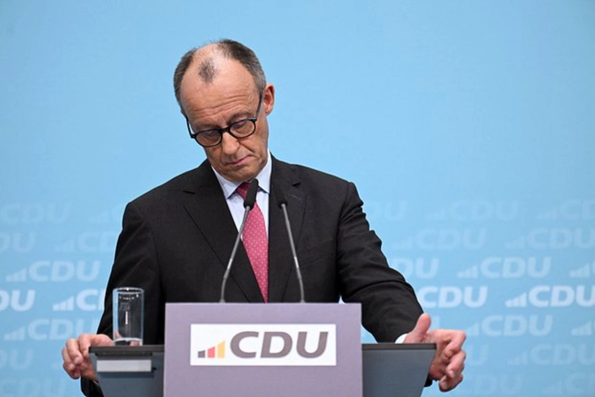 Mertsin Tramp qarşısında susqunluğu tənqid edildi