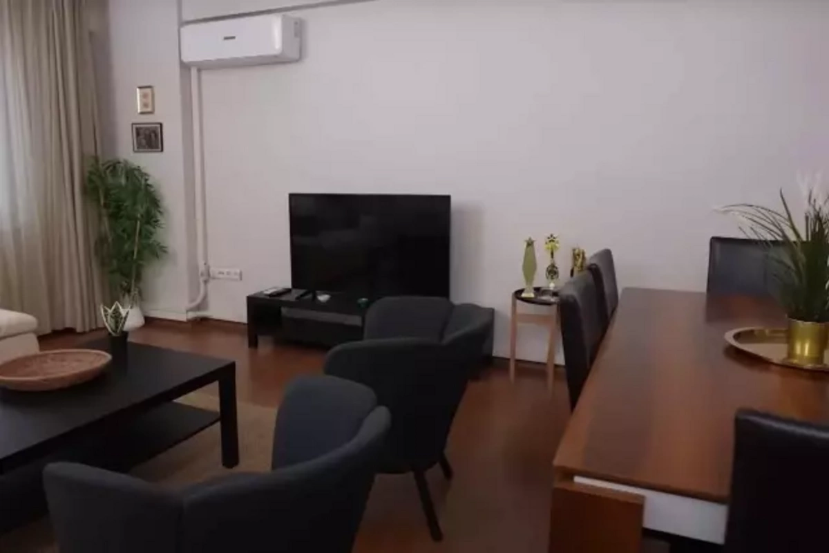 Məşhur aktyorun sadə və ucuz evi müzakirələrə səbəb oldu