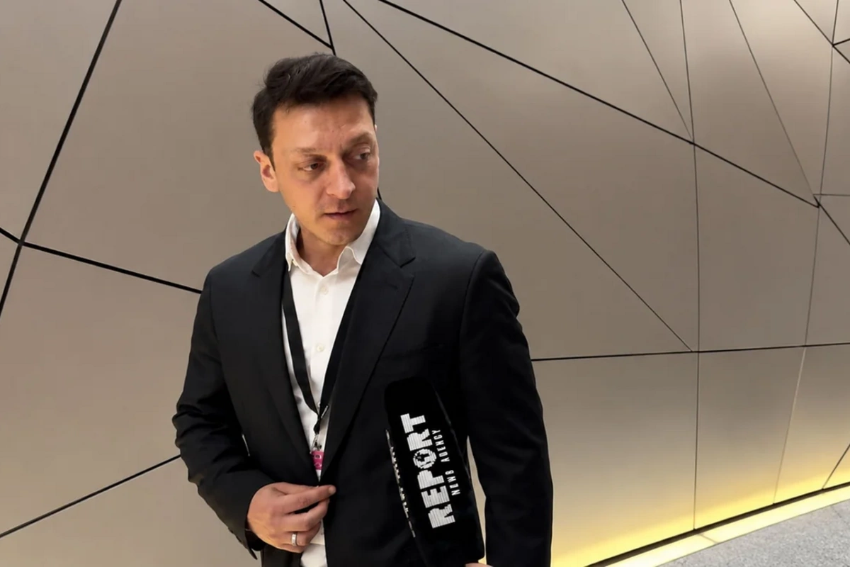 Mesut Özil: 