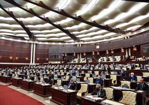 MHŞ-də icra hakimiyyəti orqanları nümayəndələrinin sayı azaldılmasına dair layihə I oxunuşda qəbul edilib