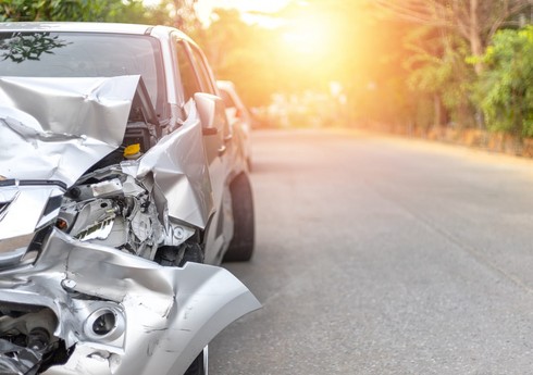 İmişlidə iki avtomobil toqquşub, xəsarət alanlar var