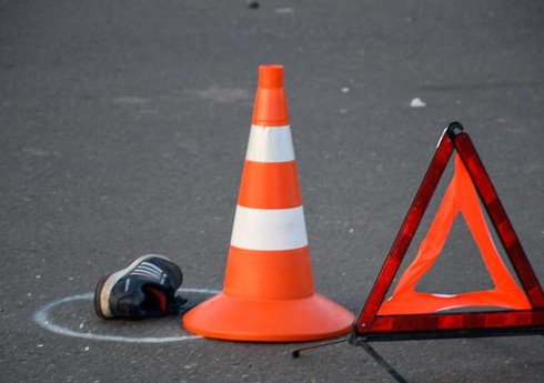 İmişlidə mikroavtobus piyadanı vuraraq öldürüb