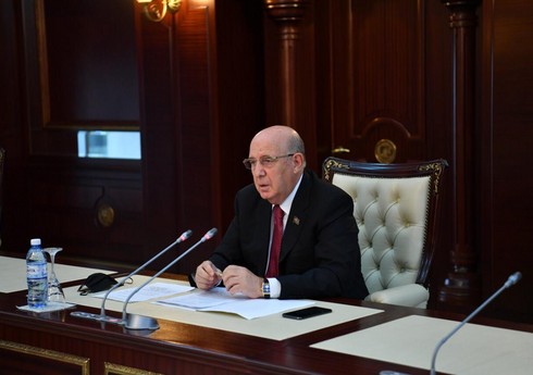 Milli Məclisin komitə sədri dərman satışı ilə məşğul olan şirkətlərə çağırış edib