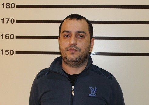 Mingəçevirdə 200 min manatlıq dələduzluqda şübhəli bilinən şəxs saxlanılıb Mingəçevirdə 200 min manatlıq dələduzluqda şübhəli bilinən şəxs saxlanılıb