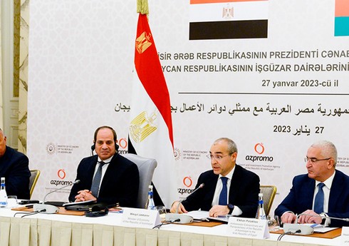 Misir Prezidenti Bakıda Azərbaycanın iş adamları ilə görüşüb