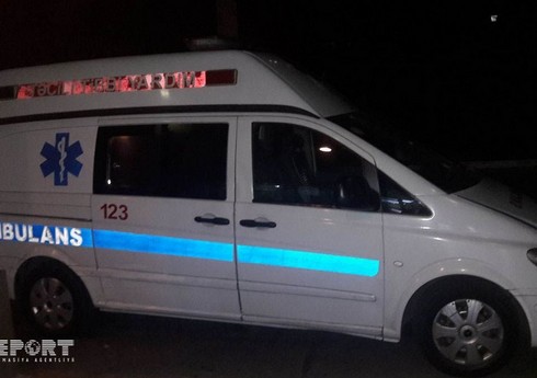 Şəmkirdə avtomobil aşıb, 2 nəfər xəsarət alıb