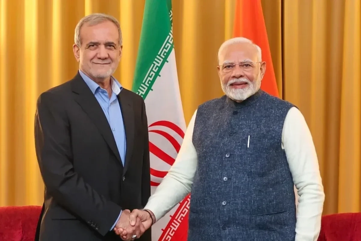 Modi ilə Pezeşkian Yaxın Şərq və Hörmüz boğazını müzakirə ediblər