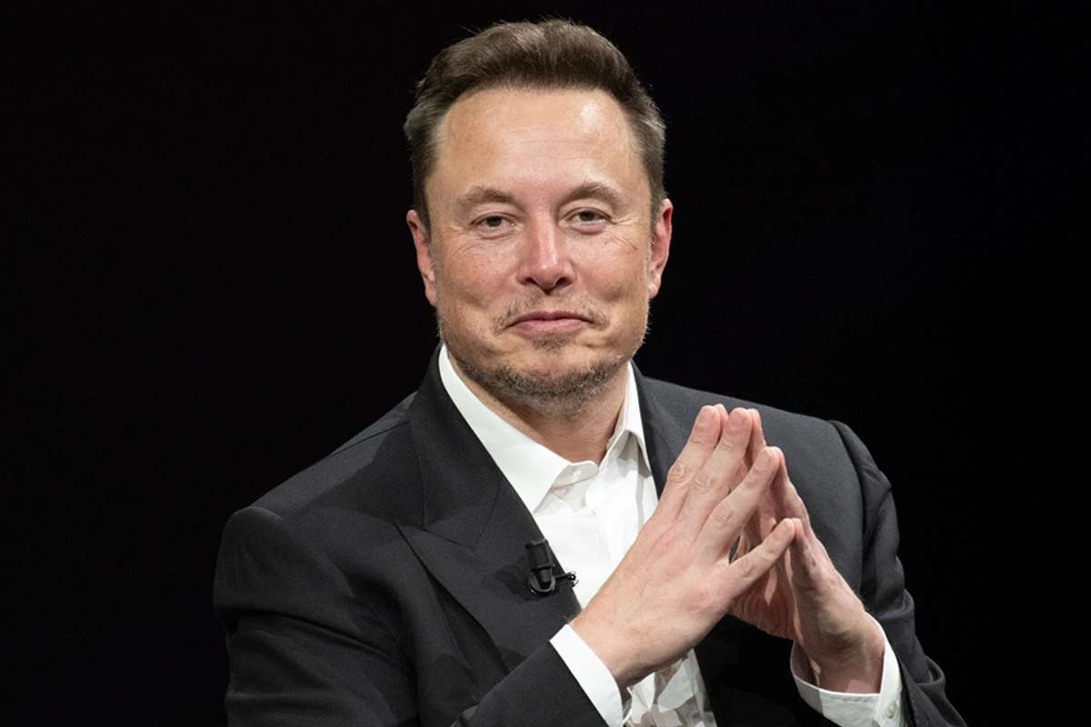 Musk X sosial şəbəkəsinə Ukrayna İP ünvanları ilə kütləvi kiberhücum etdiyini açıqlayıb