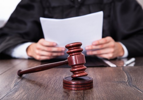 Mövlam Şixəliyevin vəkili məhkəmədən generala bəraət verilməsini xahiş edib