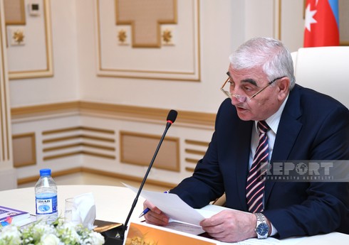 Məzahir Pənahov: “Qapılarımız beynəlxalq qurumların nümayəndələrinə açıqdır”