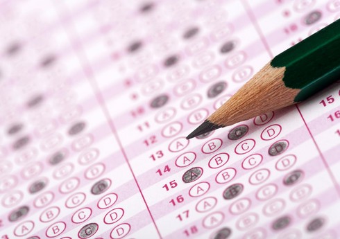 Məzun həkim-rezidentlər üçün yekun Attestasiyanın test mərhələsi keçiriləcək