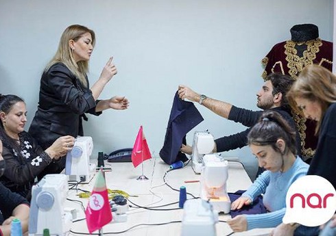 “Nar” nitq və eşitmə məhdudiyyətli şəxslər üçün peşə təliminə dəstək olub