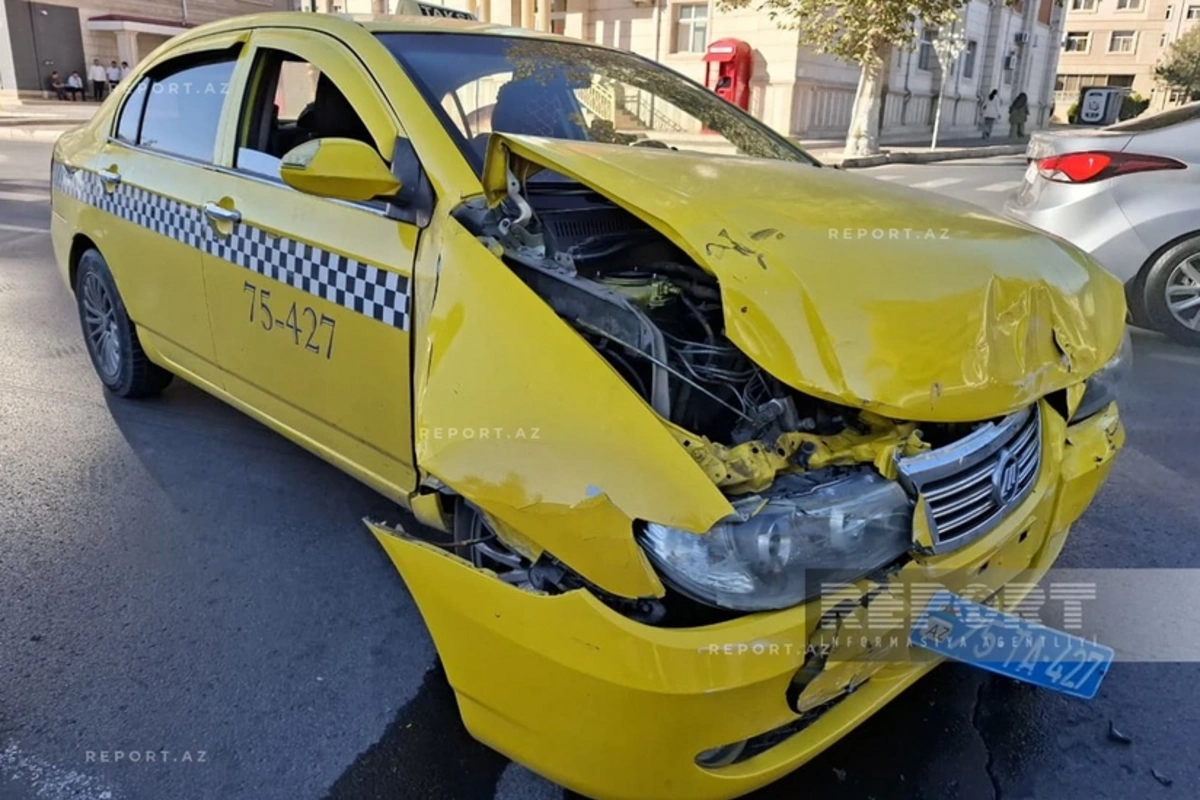 Naxçıvanda avtomobillər toqquşub, ana və övladı xəsarət alıb