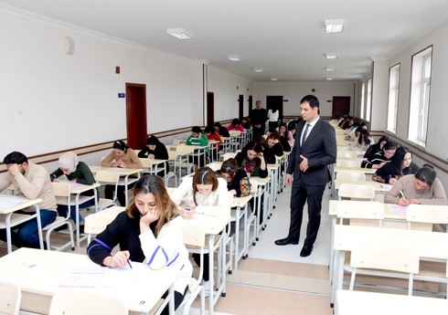 Naxçıvanda ilk dəfə təhsil müəssisələrinin yardımçı heyəti üçün test imtahanı keçirilir