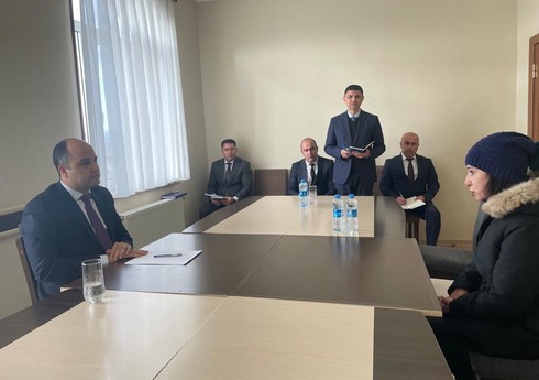 Naxçıvanda nazir üç gün ardıcıl vətəndaş qəbulu keçirib Naxçıvanda nazir üç gün ardıcıl vətəndaş qəbulu keçirib