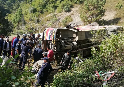 Nepalda avtobus qəzasında 7 nəfər ölüb
