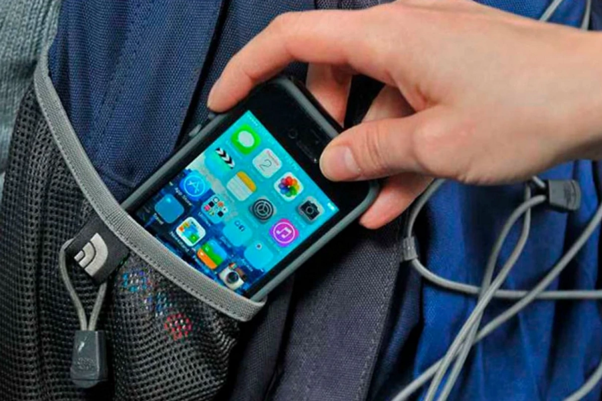 Nəsimidə telefon və skuter oğruları saxlanılıb