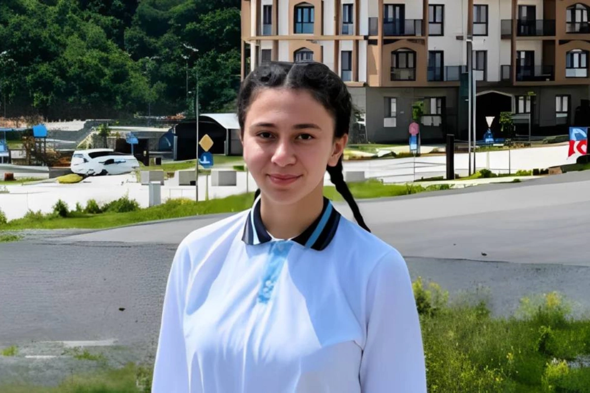 Nəzrin Atakişiyeva: 