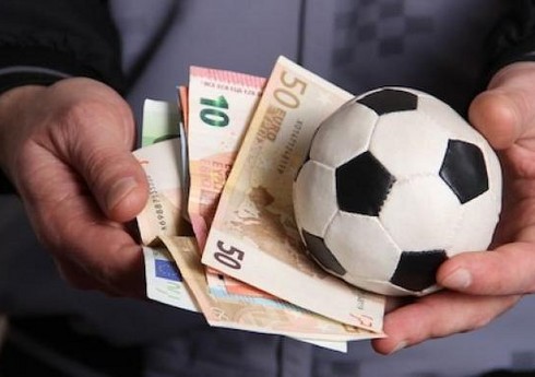 Niderlandda oyunlara qeyri-qanuni mərc edən 27 futbolçu müəyyən edilib Niderlandda oyunlara qeyri-qanuni mərc edən 27 futbolçu müəyyən edilib