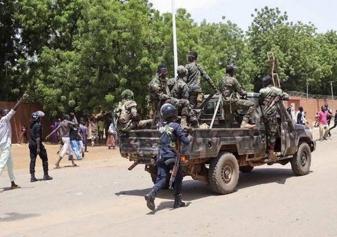 Nigerə hərbi müdaxilə Mali və Burkina-Fasoya müharibə elanı kimi qiymətləndiriləcək