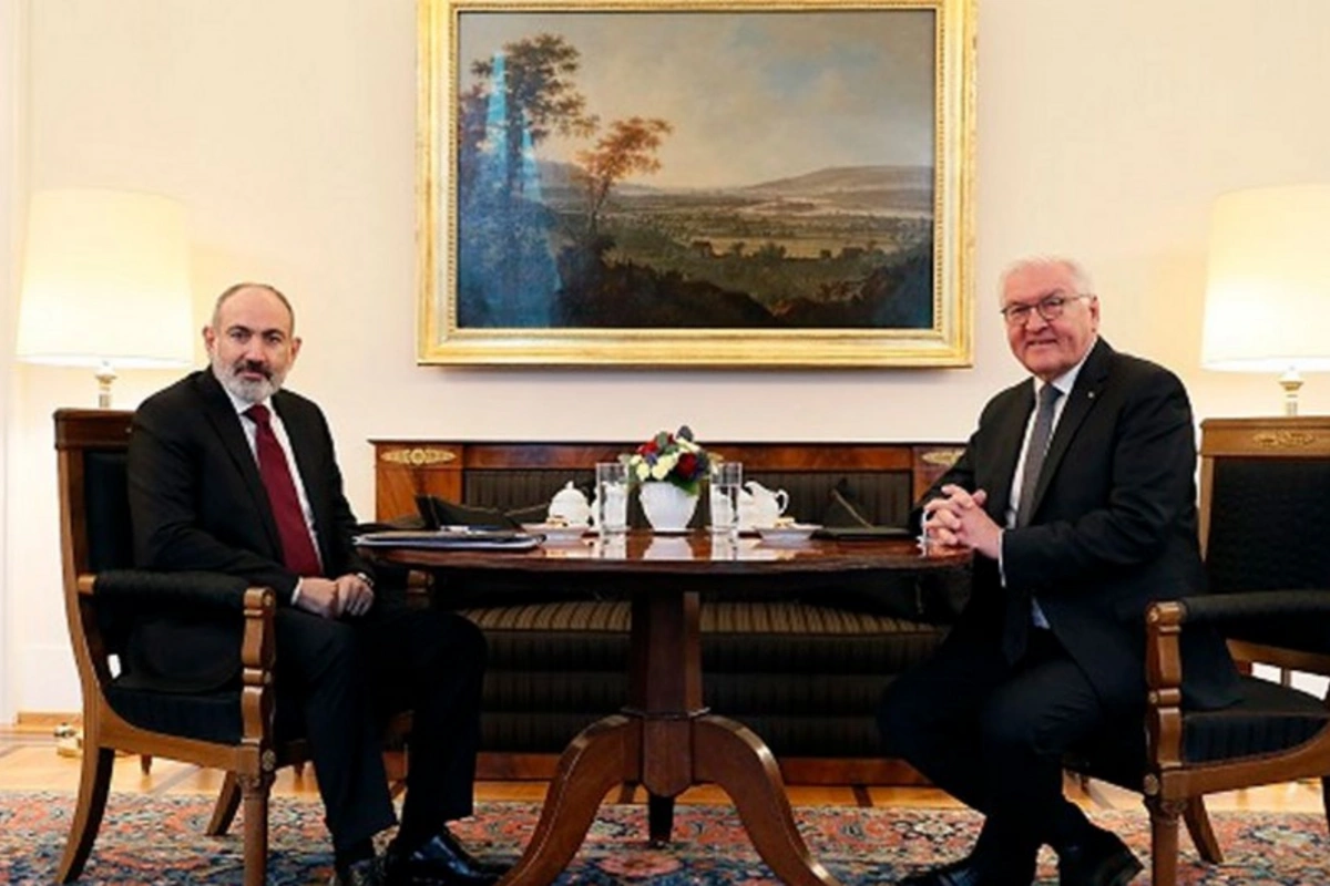 Nikol Paşinyan və Frank-Valter Ştaynmayer Azərbaycanla Ermənistan arasında sülh prosesini müzakirə ediblər