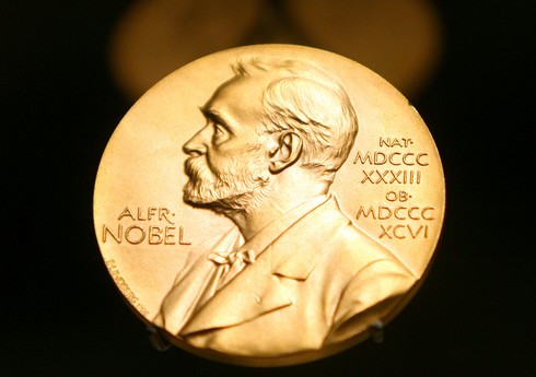 Nobel Sülh Mükafatı laureatlarına təqdim edilib