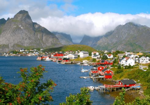 Norveç rusiyalı turistlərin ölkəyə girişinə qadağa qoya bilər