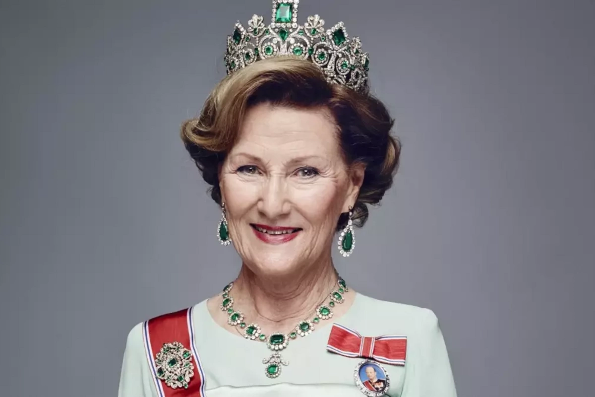 Norveç kraliçası xəstəxanaya yerləşdirildi
