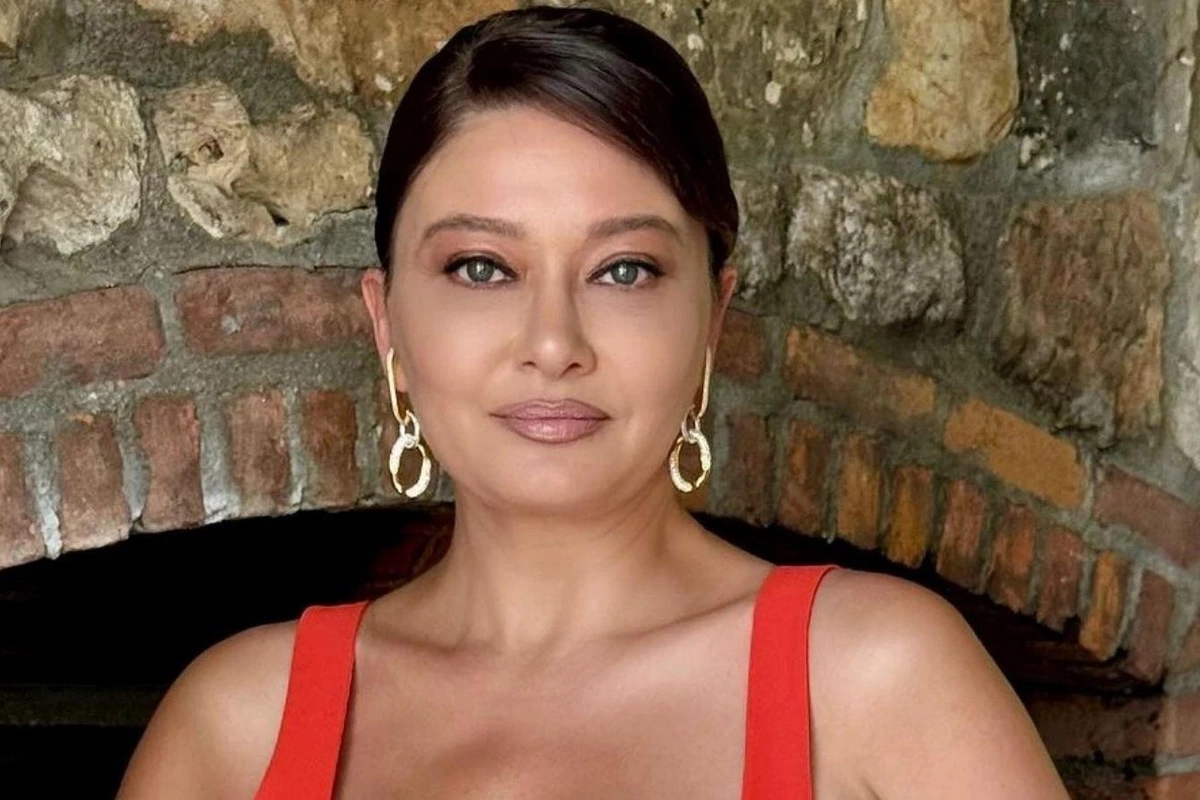 Nurgül Yeşilçay  