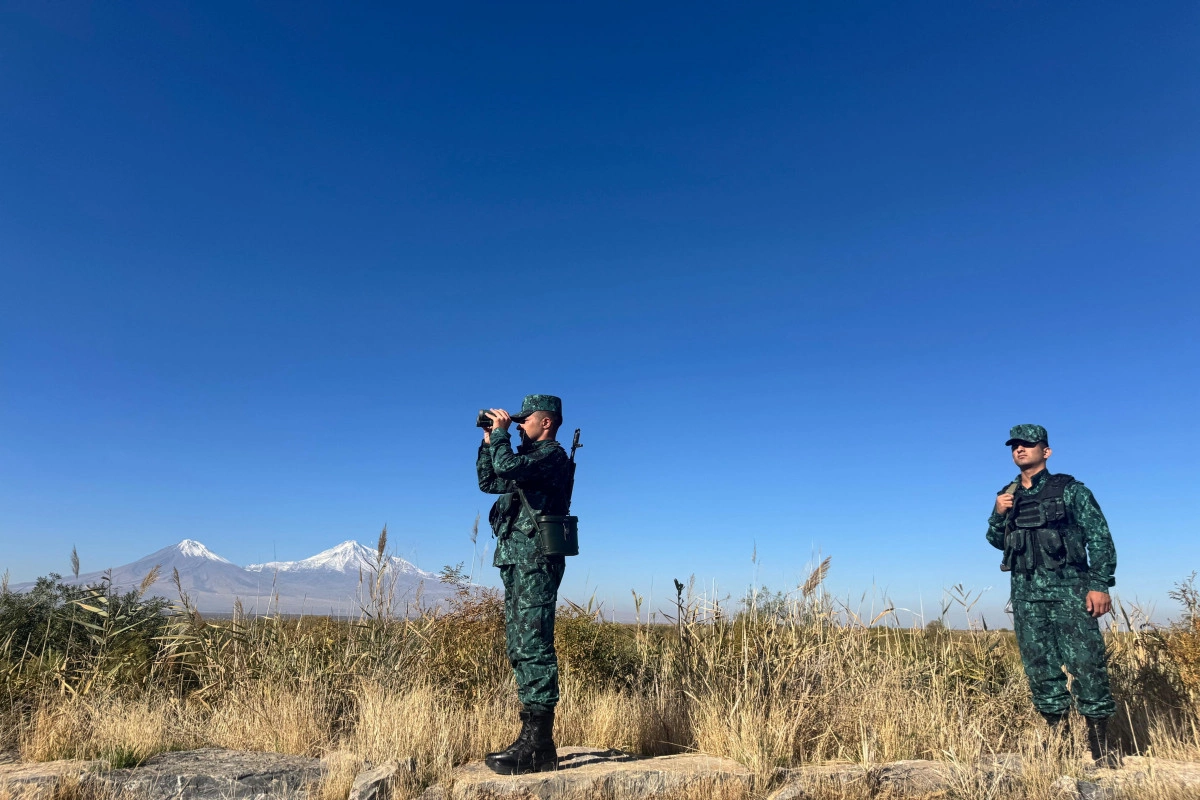 Ötən ay Azərbaycandan çıxışı qadağan edilmiş 511 nəfər ölkəni tərk etməyə cəhd edib Ötən ay Azərbaycandan çıxışı qadağan edilmiş 511 nəfər ölkəni tərk etməyə cəhd edib