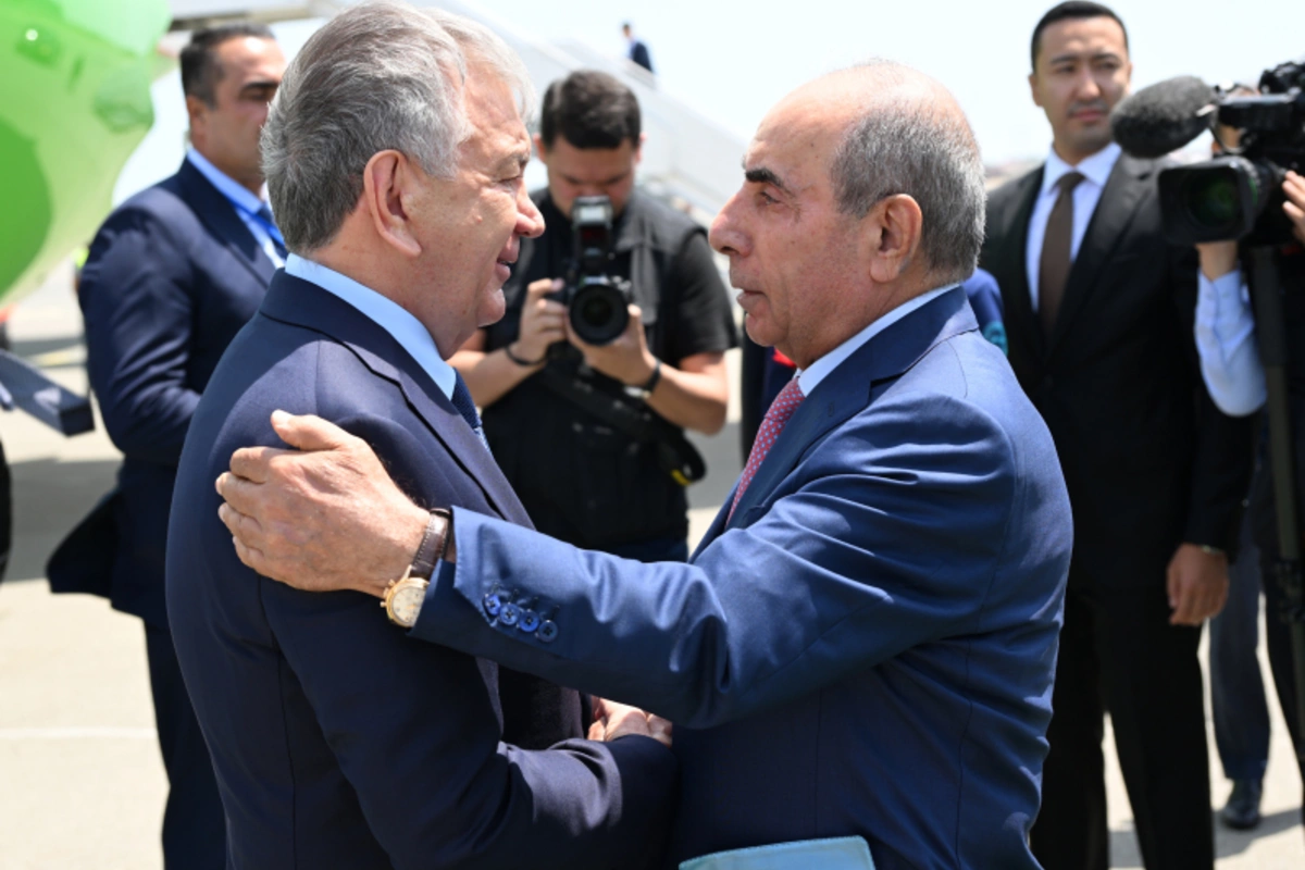 Özbəkistan Prezidenti Şavkat Mirziyoyev Azərbaycana dövlət səfərinə gəlib